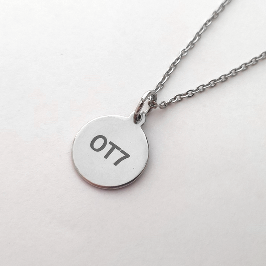 Collar Medalla OT7